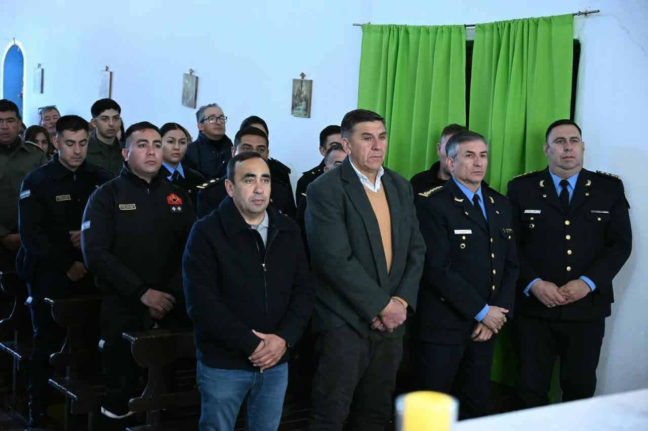 Angualasto abrazó la memoria de Jorge Carbajal