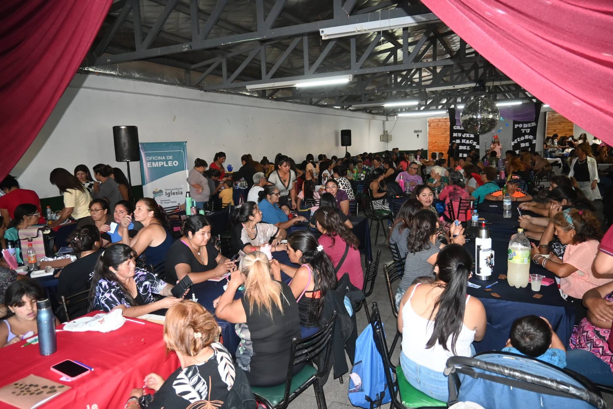 Cierre del Mes de la Mujer en Iglesia