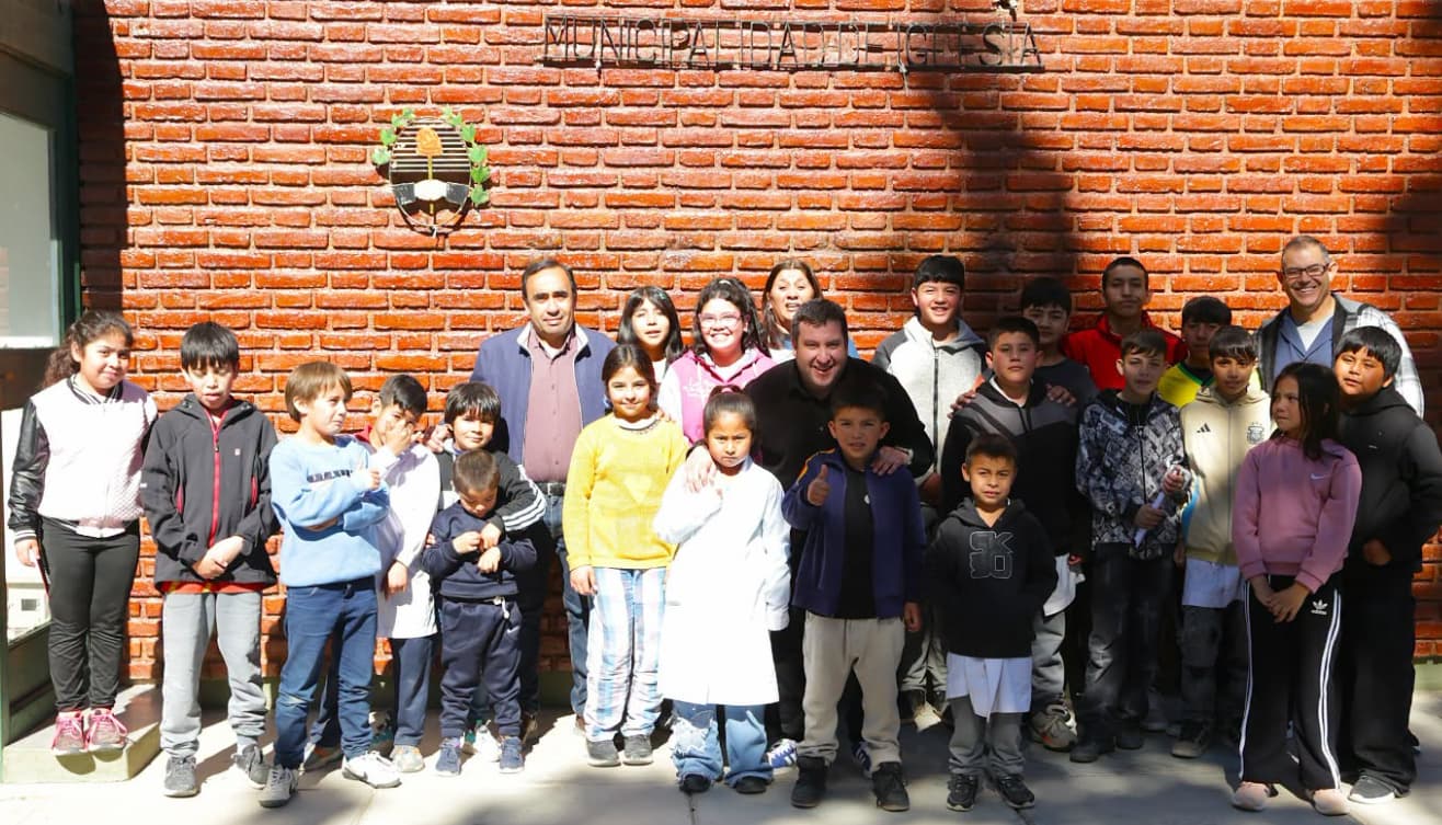 ¡Una gran visita en la Municipalidad de Iglesia!